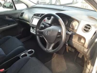 Honda STREAM лот № 10280 оценка 4  с аукциона в Японии 8