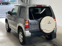 Mitsubishi PAJERO MINI лот № 2009 оценка 3.5  с аукциона в Японии 4