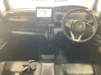 Honda N BOX лот № 3002 оценка 4  с аукциона в Японии 2