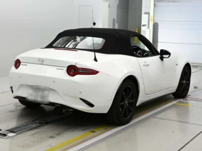Mazda Roadster