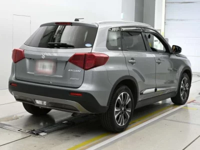 Suzuki Escudo