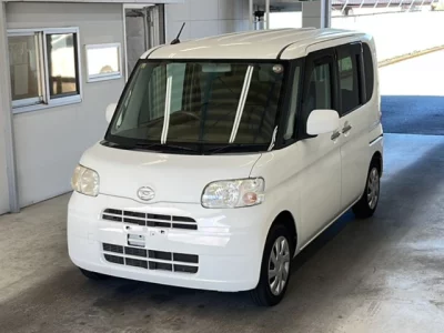 Daihatsu TANTO  с аукциона в Японии