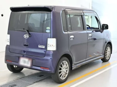 Daihatsu MOVE CONTE
