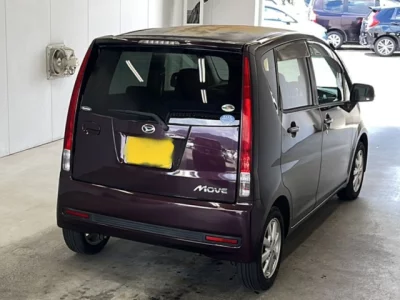 Daihatsu MOVE  с аукциона в Японии