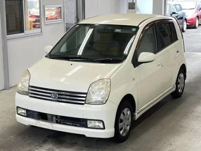 Daihatsu MIRA  с аукциона в Японии
