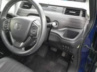 Honda FREED лот № 30764 оценка 4  с аукциона в Японии 8