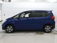 Honda FREED лот № 30764 оценка 4  с аукциона в Японии 3