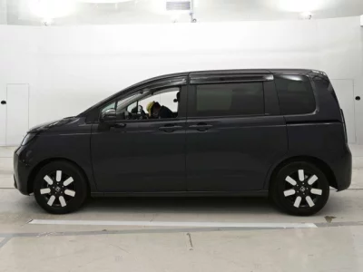 Honda FREED  с аукциона в Японии