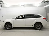 Subaru LEGACY OUTBACK лот № 30817 оценка 3.5  с аукциона в Японии 3