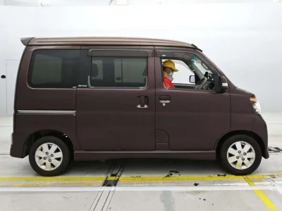 Daihatsu Atrai Wagon