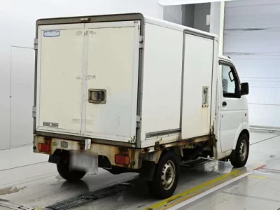 Mazda Scrum Truck