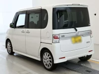 Daihatsu TANTO лот № 9333 оценка 3.5  с аукциона в Японии 5