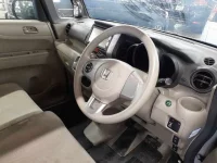 Honda N BOX лот № 9368 оценка 3.5  с аукциона в Японии 8