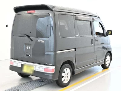 Daihatsu Atrai Wagon