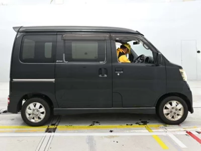 Daihatsu Atrai Wagon