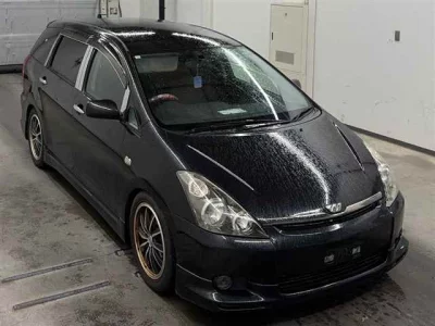 Toyota WISH  с аукциона в Японии