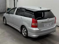 Toyota WISH лот № 70069 оценка 3.5  с аукциона в Японии 1
