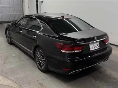 Lexus LS600h