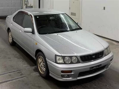 Nissan BLUEBIRD  с аукциона в Японии