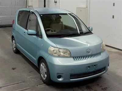 Toyota PORTE  с аукциона в Японии