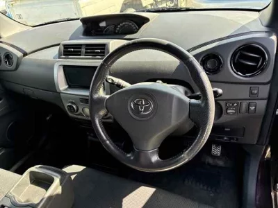 Toyota bB