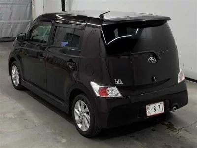 Toyota bB
