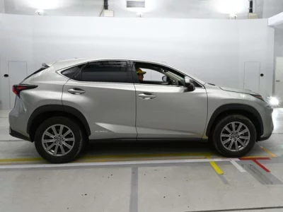 Lexus NX300h