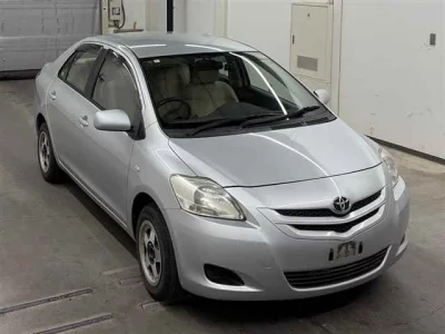 Toyota BELTA  с аукциона в Японии
