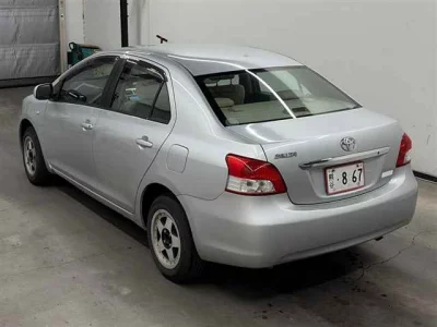 Toyota BELTA  с аукциона в Японии