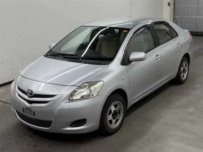 Toyota BELTA  с аукциона в Японии