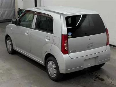 Nissan PINO  с аукциона в Японии