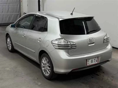Toyota BLADE