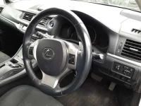Lexus CT лот № 30472 оценка 4  с аукциона в Японии 8