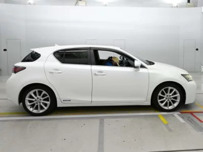 Lexus CT  с аукциона в Японии