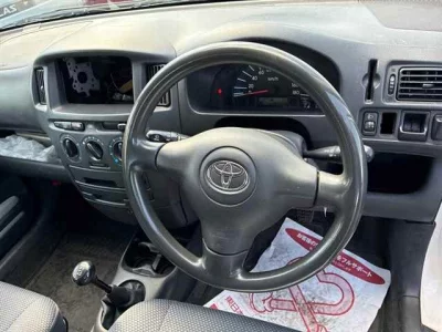 Toyota Succeed
