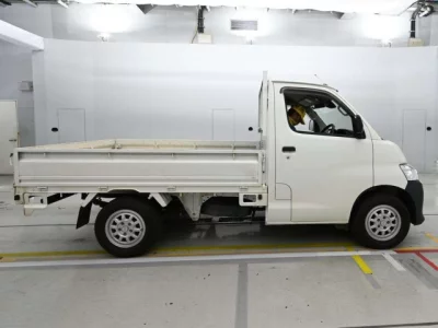 Toyota TOWN ACE TRUCK  с аукциона в Японии