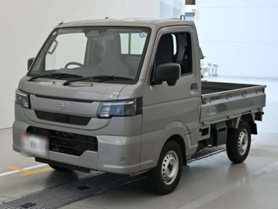 Nissan NT100 Clipper