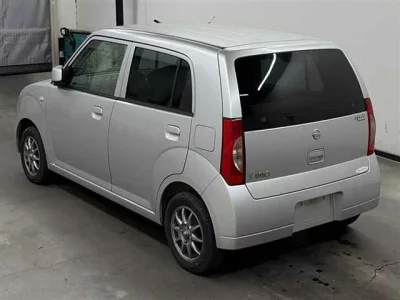 Nissan PINO  с аукциона в Японии