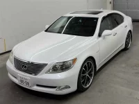 Lexus LS лот № 70162 оценка 4  с аукциона в Японии 3