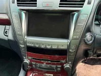 Lexus LS лот № 70162 оценка 4  с аукциона в Японии 5