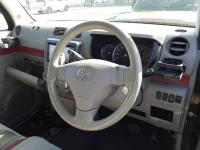 Toyota PIXIS SPACE лот № 9093 оценка 3.5  с аукциона в Японии 8