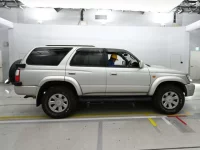 Toyota HILUX SURF лот № 11009 оценка 3.5  с аукциона в Японии 2