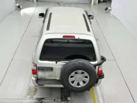 Toyota HILUX SURF лот № 11009 оценка 3.5  с аукциона в Японии 7