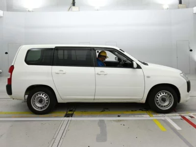 Toyota Succeed