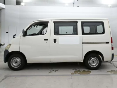 Toyota LiteAce Van