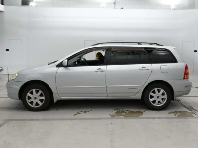 Toyota COROLLA FIELDER  с аукциона в Японии