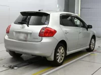 Toyota AURIS лот № 90102 оценка 3  с аукциона в Японии 1