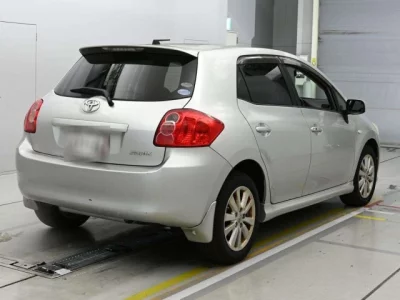 Toyota AURIS  с аукциона в Японии