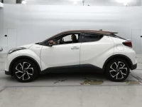Toyota C-HR лот № 30082 оценка 3.5  с аукциона в Японии 3