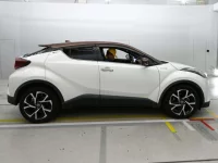 Toyota C-HR лот № 30082 оценка 3.5  с аукциона в Японии 2